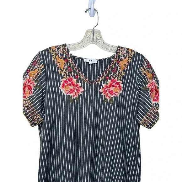 THML Anthropologie Embroidered Dress Cotton Grey Striped Floral Size Medium - Picture 2 of 9